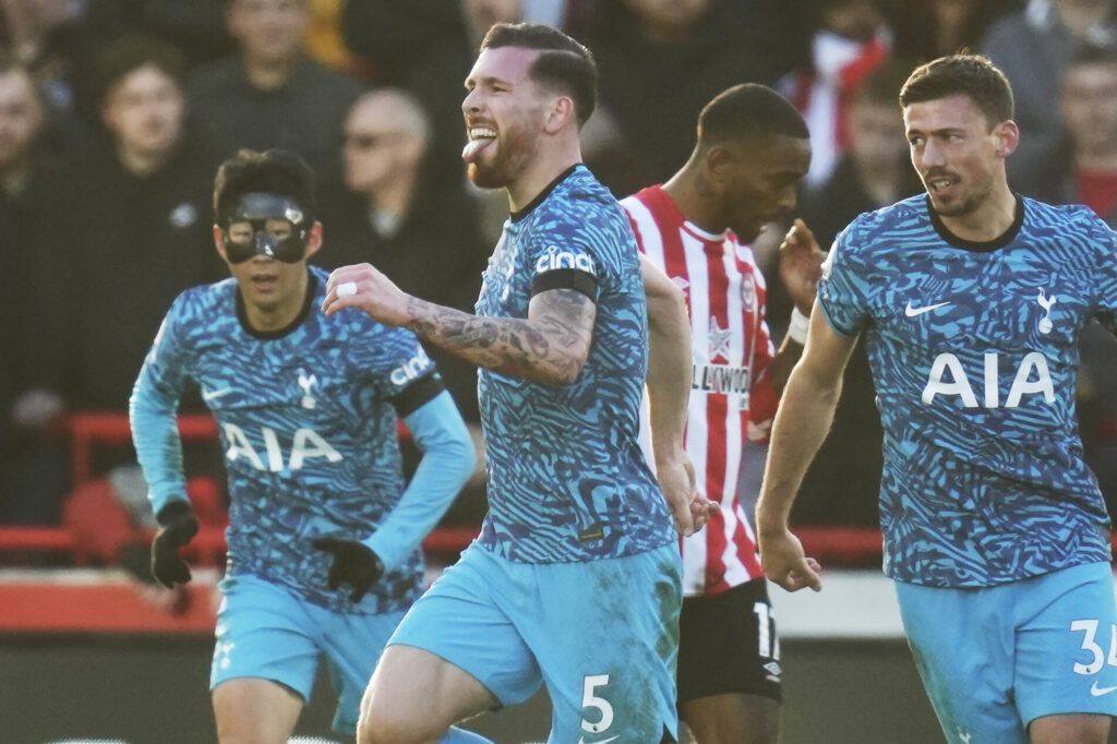 Tottenham vs Aston Villa pronóstico predicción cuotas previa apuestas  jornada 18 Premier League 01 de enero de 2023