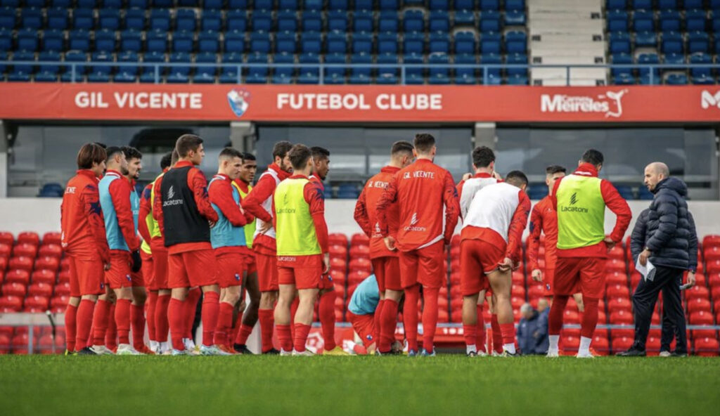 Gil Vicente vs Santa Clara pronóstico predicción cuotas previa apuestas  jornada 14 Primeira Liga 29 de diciembre de 2022