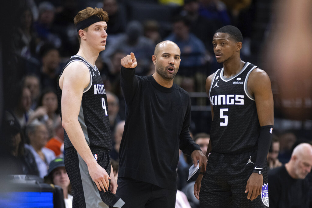 Kings vs Grizzlies Predictions Picks Betting Odds