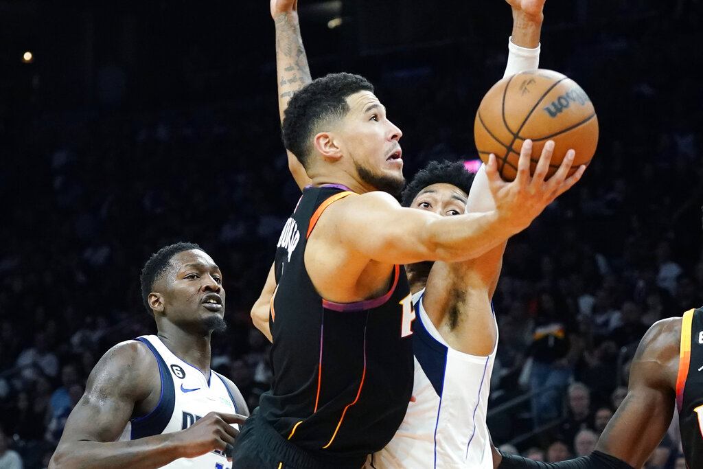 Suns vs Mavericks pronostico predicciones cuotas apuestas previa NBA de 5 de diciembre de 2022