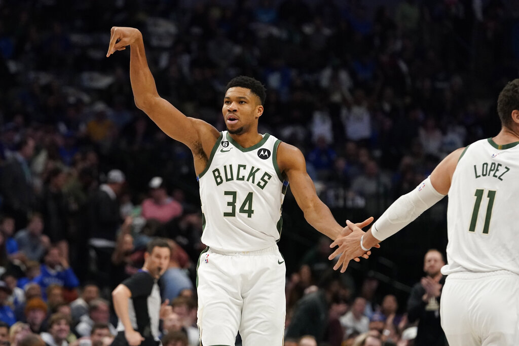 Warriors vs Bucks Predictions Picks Betting Odds