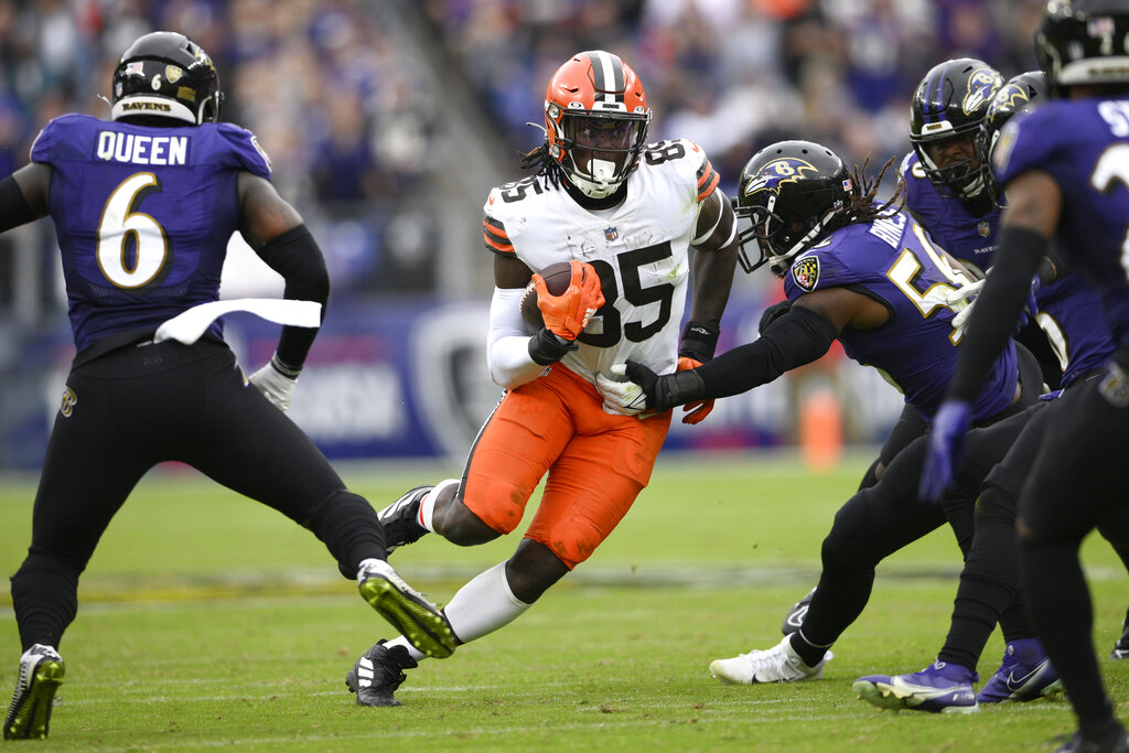 Ravens vs Browns pronóstico predicción cuotas previa apuestas Semana 15 NFL 17 de diciembre 2022