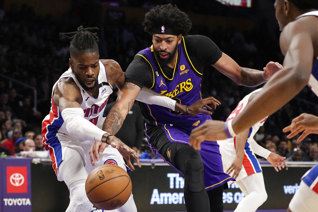 Predicciones pronóstico cuotas previa apuestas NBA Lakers vs Pistons el 11 de diciembre de 2022