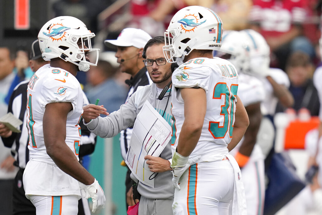 Dolphins vs Chargers Predictions Picks Betting Odds