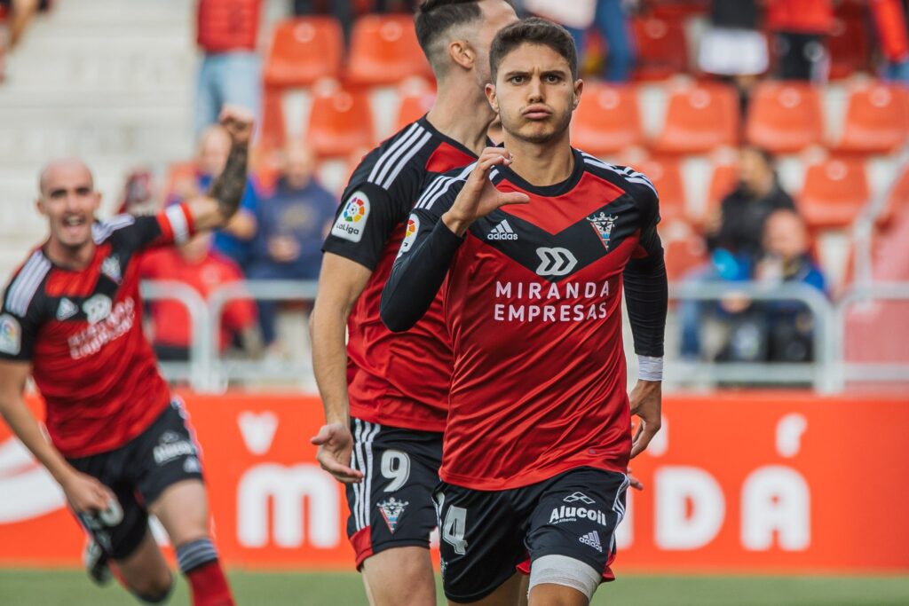 Mirandes vs Ponferradina Predictions Picks Betting Odds