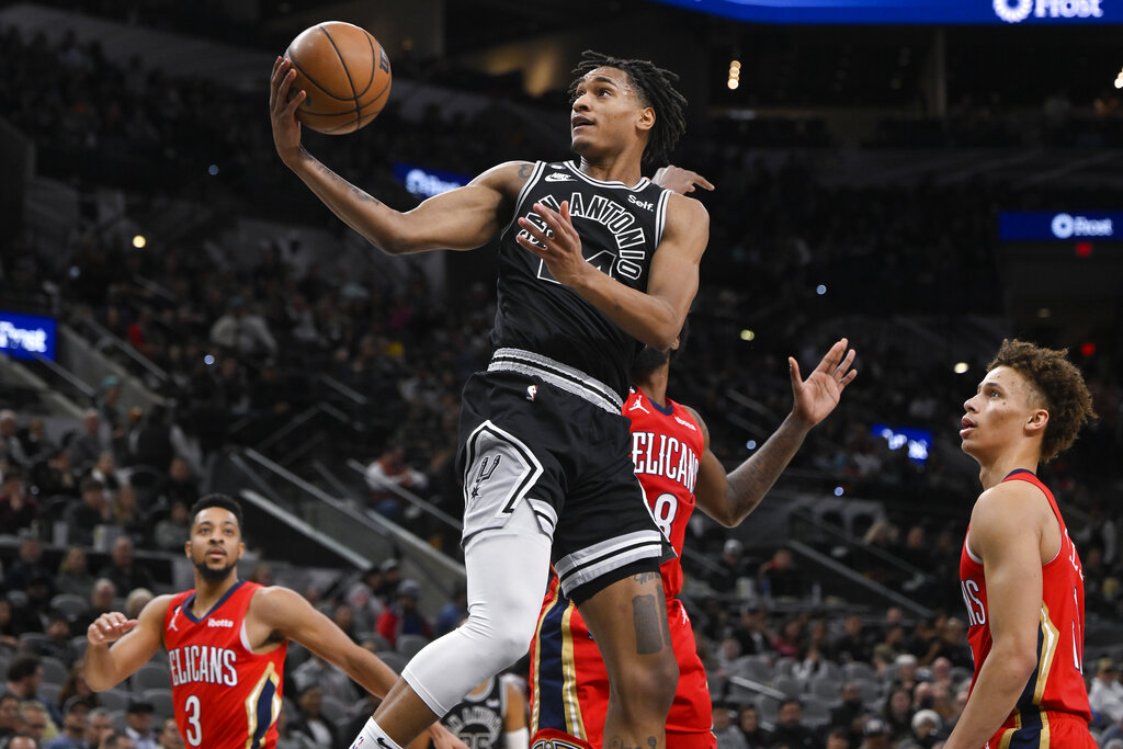 Spurs vs Pelicans pronóstico predicción cuotas previa apuestas NBA 22 de diciembre 2022