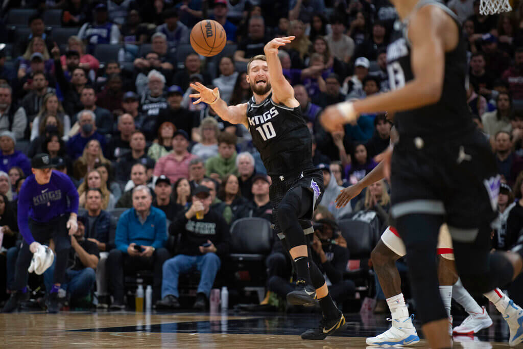 Kings vs Spurs Predictions Picks Betting Odds