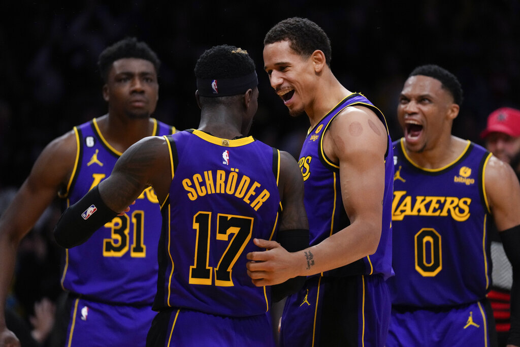 Clippers vs Lakers predicciones pronóstico cuotas previa apuestas NBA 24 de enero 2023