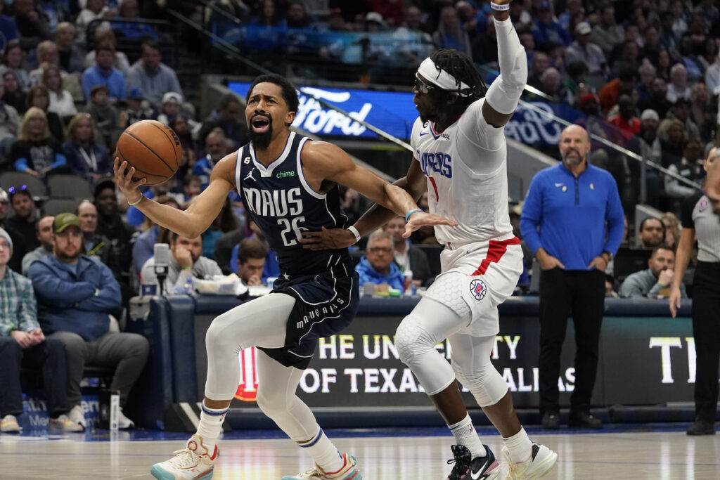 Wizards vs Mavericks predicciones pronóstico cuotas previa apuestas NBA 24 de enero de 2023