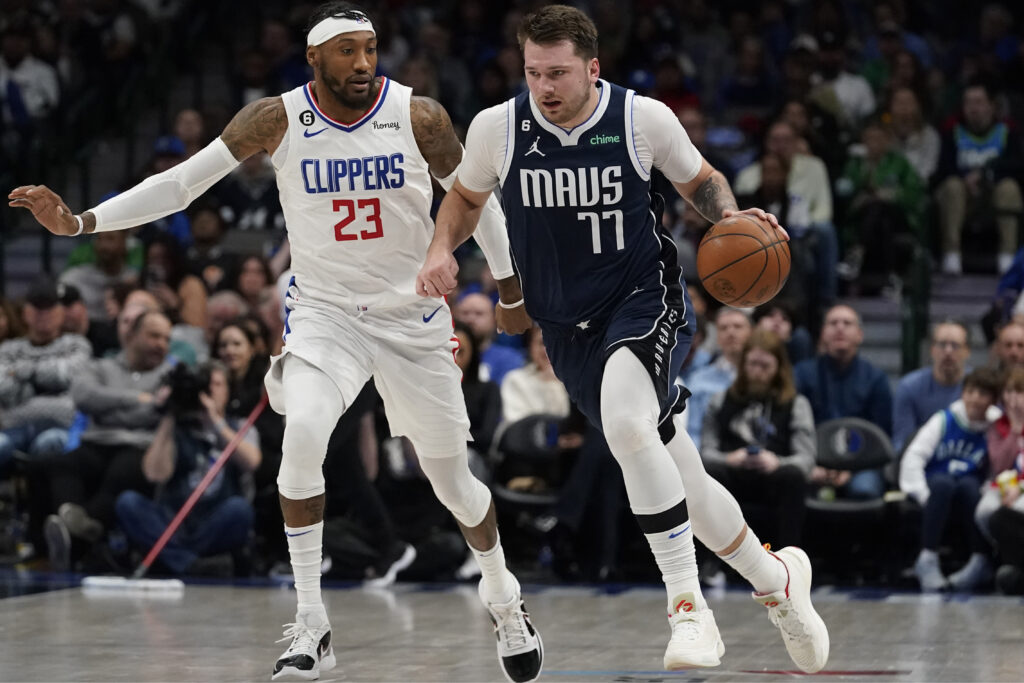 Wizards vs Mavericks predicciones pronóstico cuotas previa apuestas NBA 24 de enero de 2023