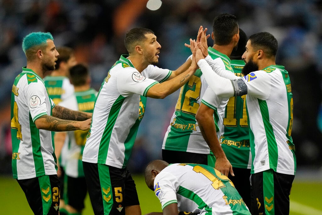 Espanyol vs Real Betis predicciones pronóstico cuotas previa apuestas jornada 18 de La Liga el 21 de enero de 2023