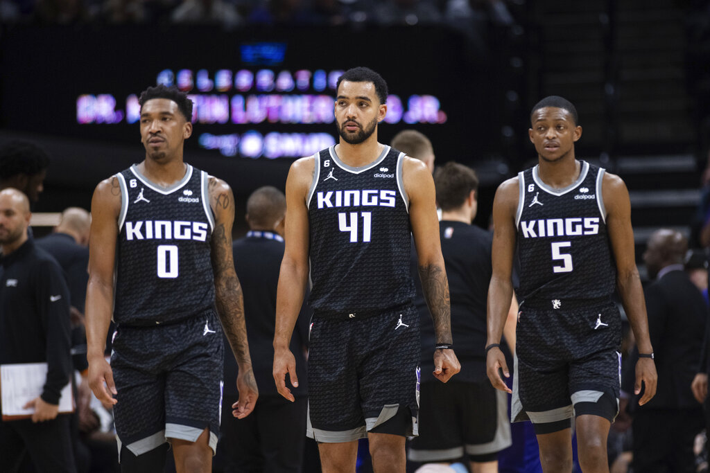 Thunder vs Kings predicciones pronóstico cuotas previa apuestas NBA 20 de enero de 2023