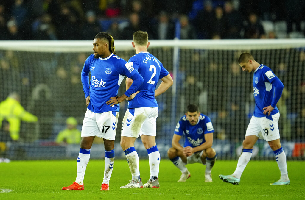 Everton vs Fulham predicciones pronóstico cuotas previas apuestas Premier League el 15 de abril de 2023