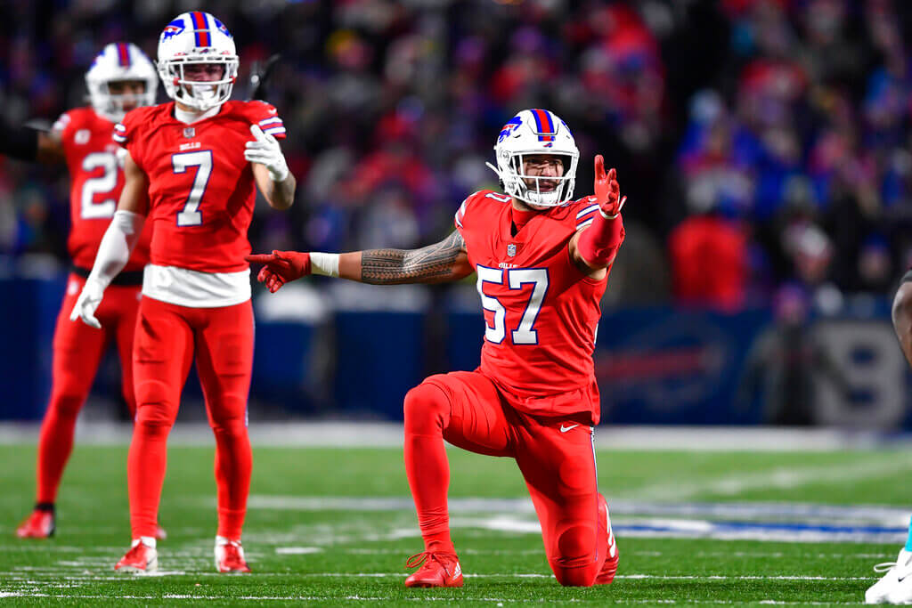 Dolphins vs Bills predictions picks betting odds NFL Wild Card AFC Playoffs