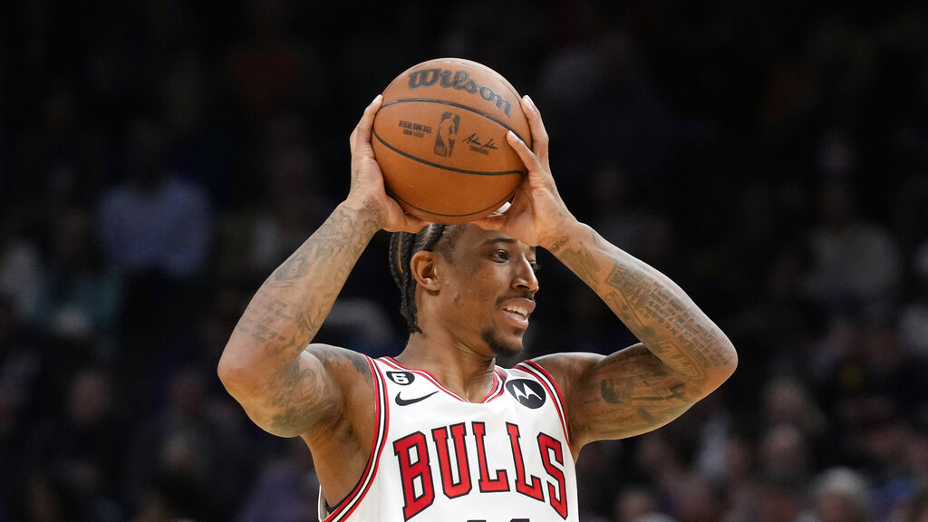 Suns vs Bulls predicciones pronóstico cuotas previas apuestas NBA 3 de marzo de 2023