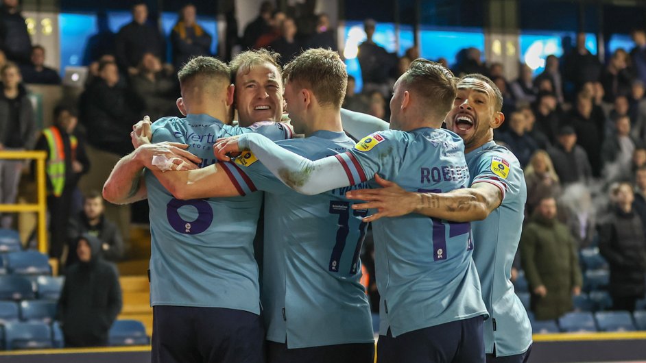 Burnley vs Huddersfield predictions picks betting odds 