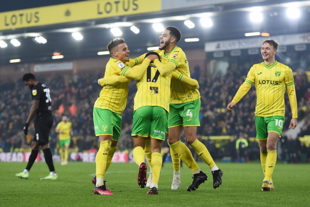 Norwich City vs Birmingham City pronóstico predicción cuotas previa apuestas jornada 29 del Championship 21 de febrero 2023