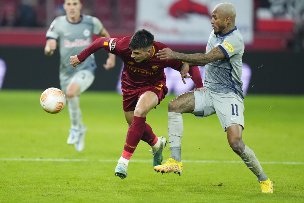 Roma vs RB Salzburg pronóstico predicción previa apuestas cuotas playoffs Europa League 23 de febrero de 2023