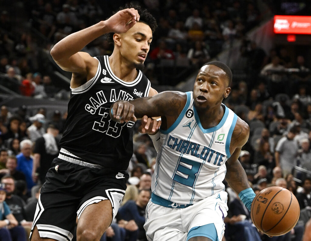 spurs vs hornets pronostico prediccion previa apuestas cuotas nba 15 de febrero de 2023