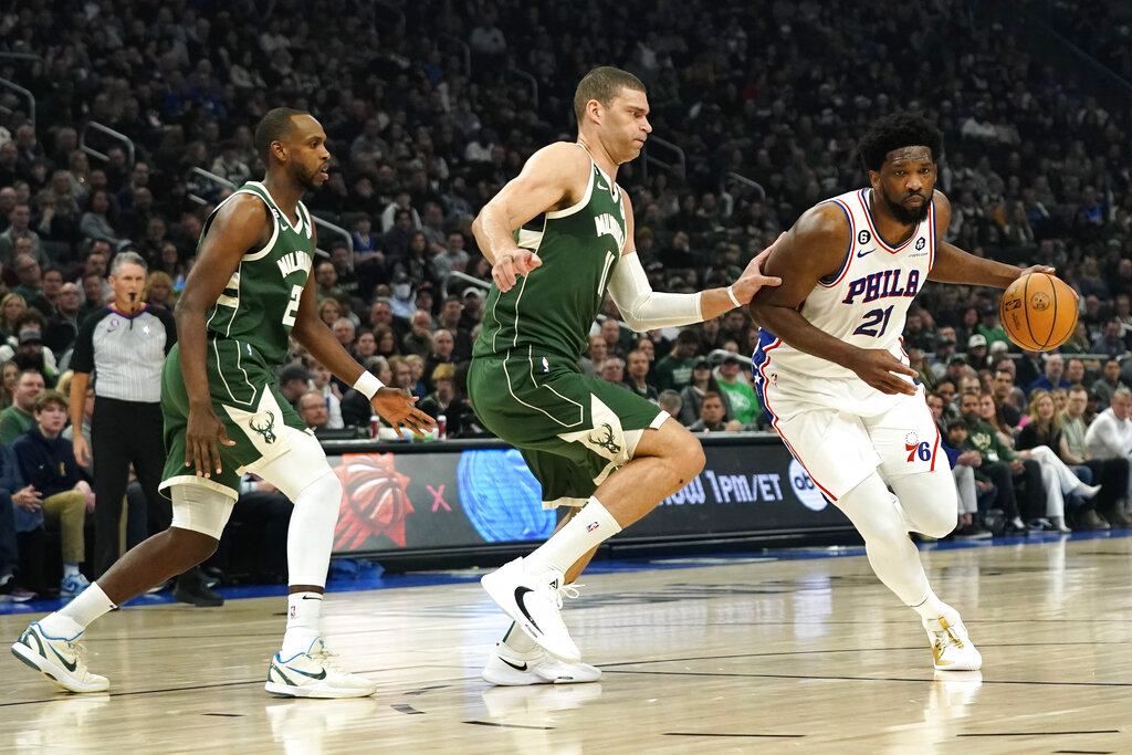 76ers vs Bucks predicciones pronóstico cuotas previa apuestas NBA 2 de abril de 2023