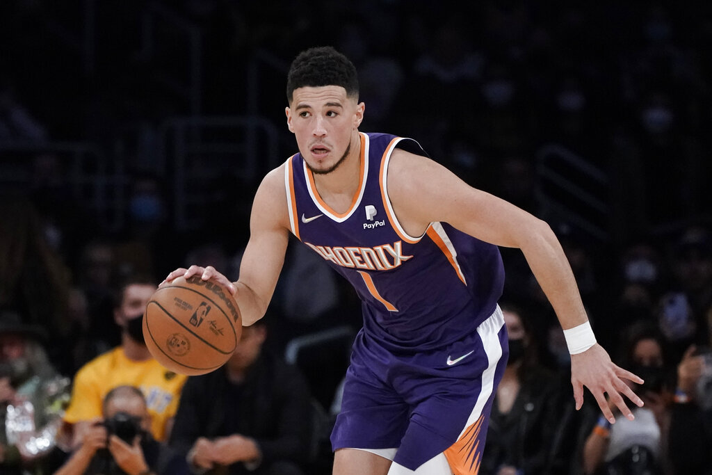 Suns vs Lakers predicciones pronóstico cuotas previa apuestas NBA el 22 de marzo de 2023