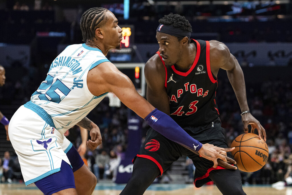 Raptors vs Hornets predicciones pronóstico cuotas previa apuestas NBA el 2 de abril de 2023