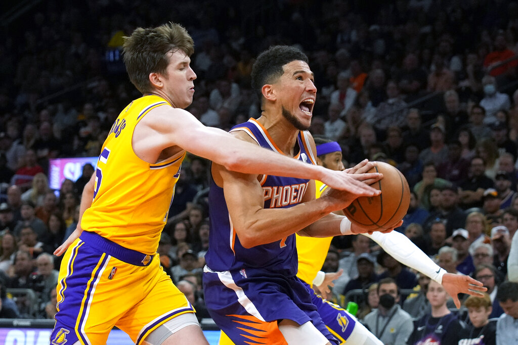 Suns vs Lakers predicciones pronóstico cuotas previa apuestas NBA el 22 de marzo de 2023