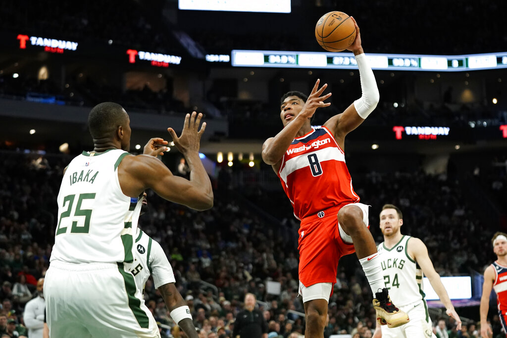 Bucks vs Wizards predicciones pronóstico cuotas previa apuestas NBA 5 de marzo 2023