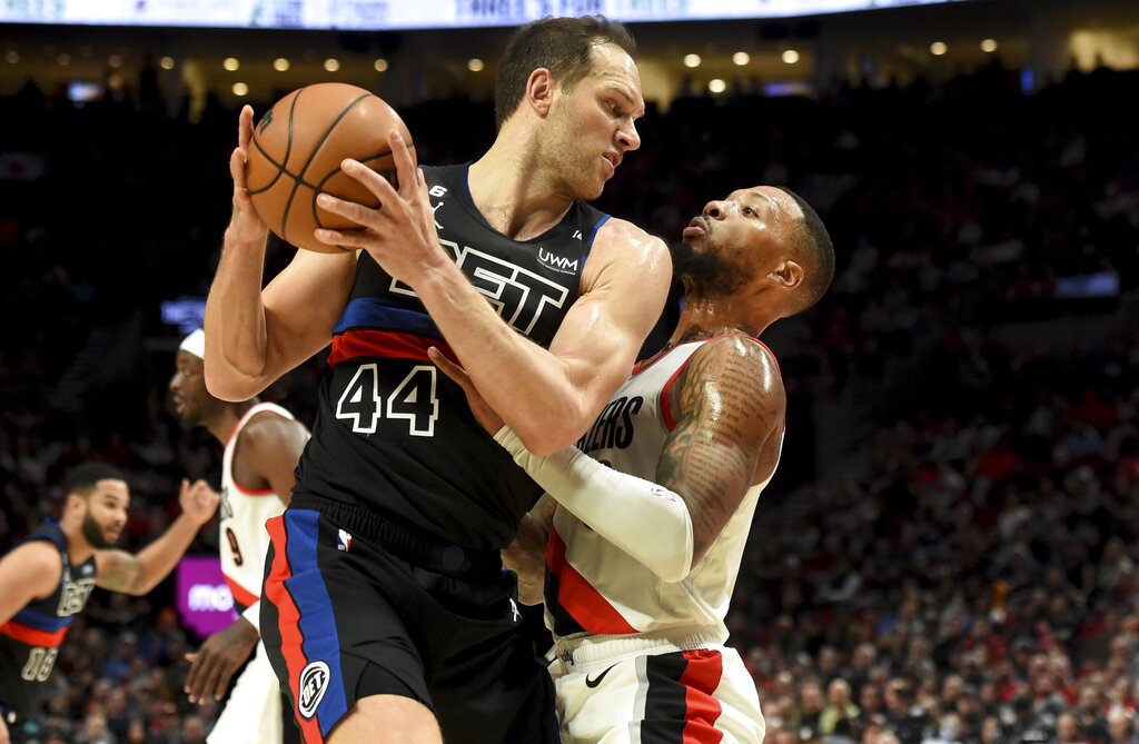 Trail Blazers vs Pistons predicciones pronóstico cuotas previas apuestas NBA 7 de marzo de 2023