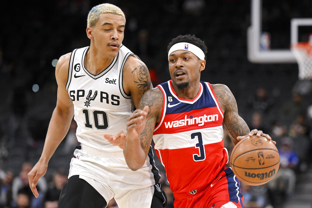 Spurs vs Wizards predicciones pronóstico cuotas previa apuestas NBA el 24 de marzo de 2023