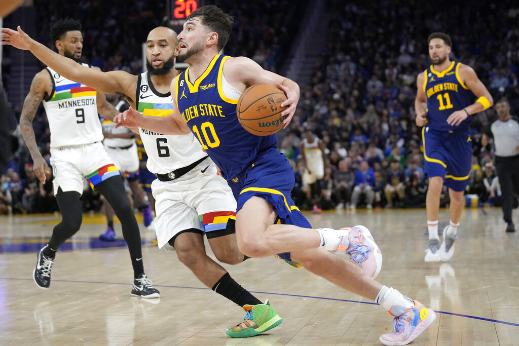 Timberwolves vs Warriors predicciones pronóstico cuotas previas apuestas NBA 26 de marzo de 2023