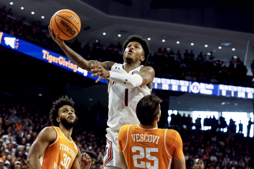 Auburn vs Arkansas Predictions Picks Odds NCAA Basketball March 9 2023