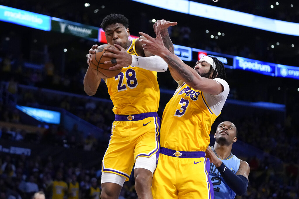 Raptors vs Lakers predicciones pronóstico cuotas previa apuestas NBA 10 marzo 2023