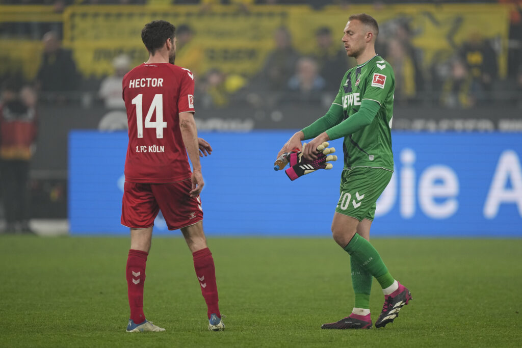 Colonia vs Monchengladbach pronóstico predicción cuotas previa apuestas jornada 26 Bundesliga 2 de abril de 2023