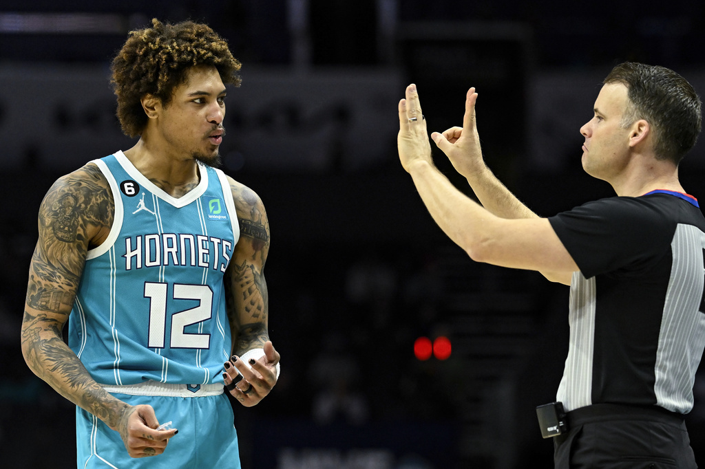 Hornets vs Mavericks Predictions Picks Betting Odds NBA March 24, 2023