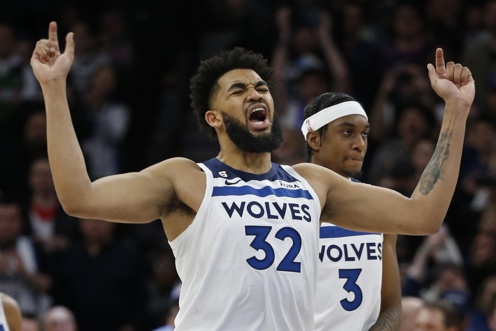 Timberwolves vs Suns predicciones pronóstico cuotas previa apuestas NBA el 29 de marzo de 2023