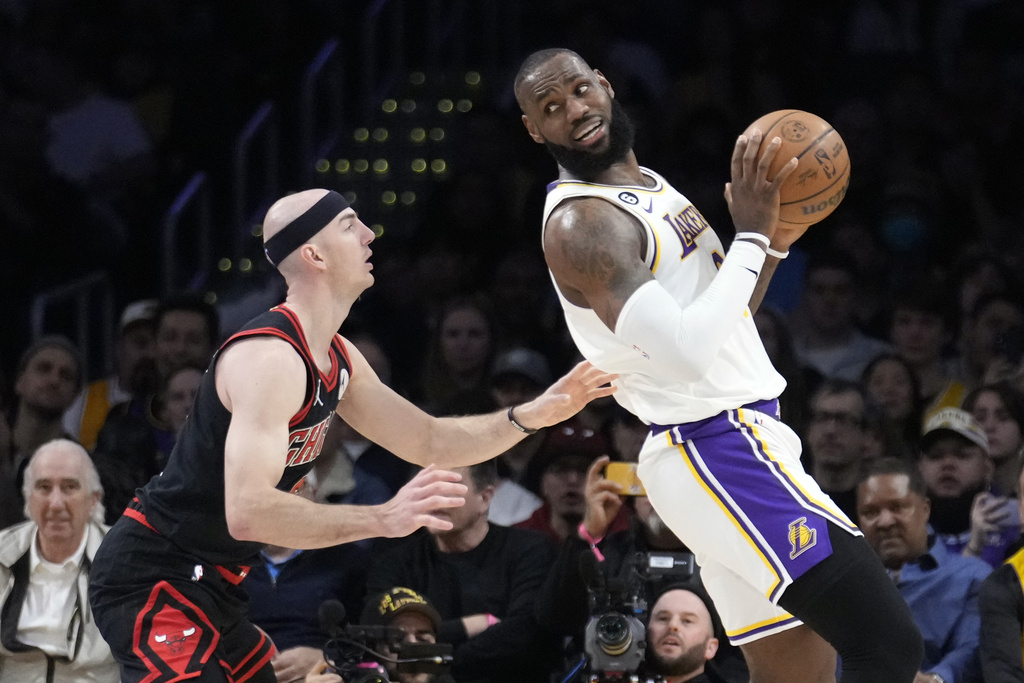 Lakers vs Bulls predicciones pronóstico cuotas previa apuestas NBA el 29 de marzo de 2023