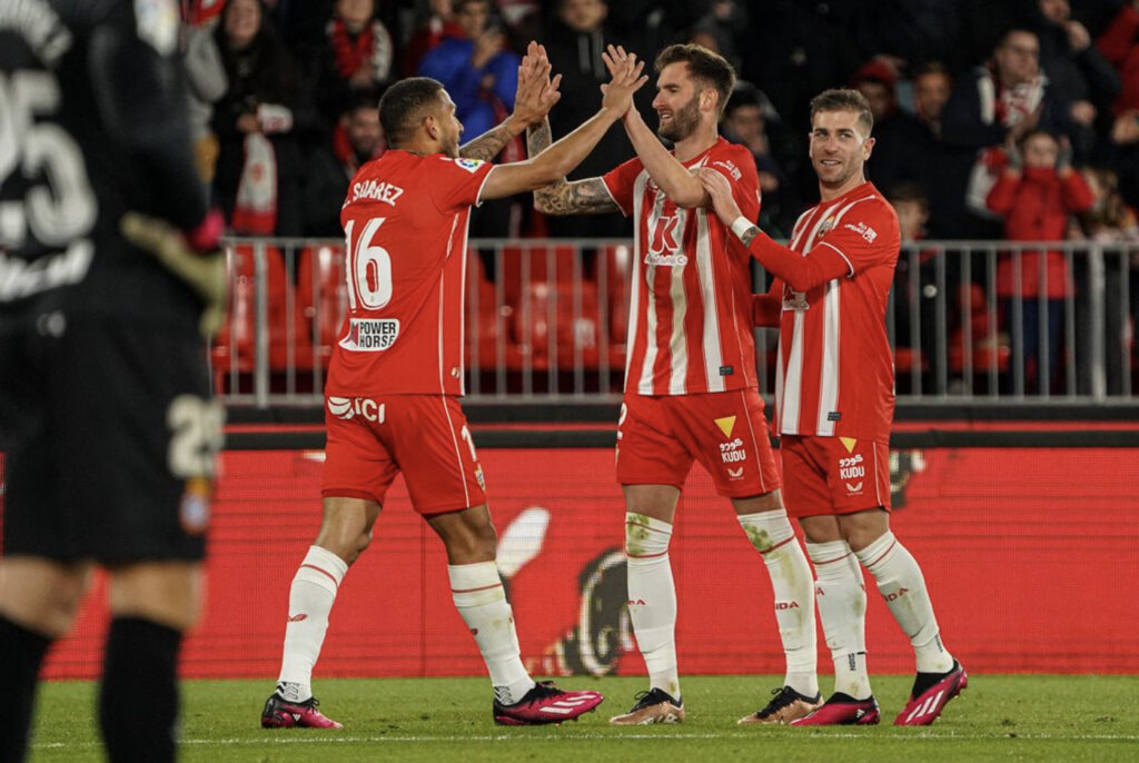 Sevilla vs Almería pronóstico predicciones cuotas previa apuestas jornada 25 en La Liga el 12 de marzo de 2023