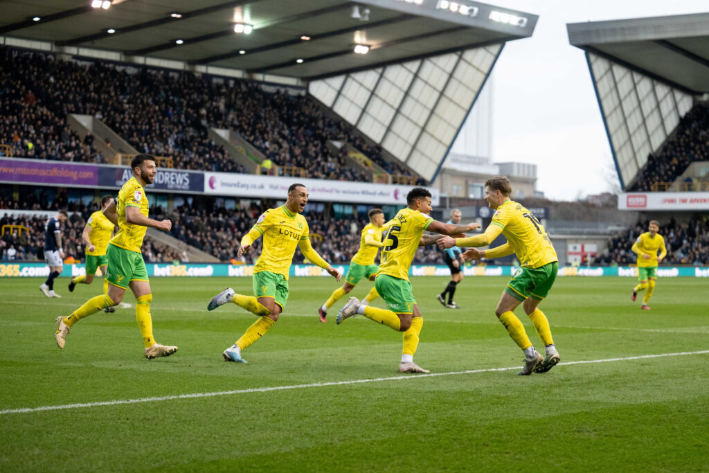 Norwich City vs Sunderland pronóstico predicción cuotas previa apuestas jornada 36 del Championship 12 de marzo 2023