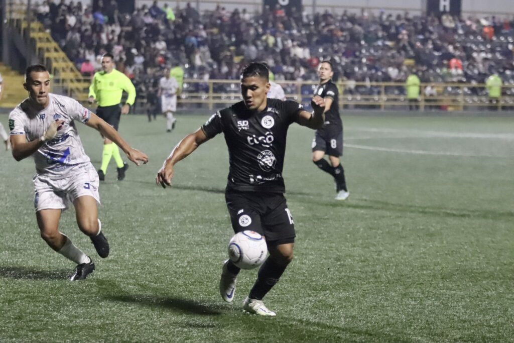 Guadalupe vs Sporting San Jose Predictions, Picks, and Betting Odds for Costa Rican Primera Division Mar 24 2023