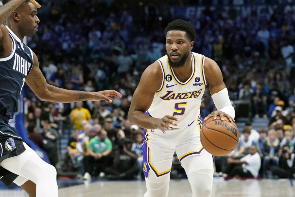 Mavericks vs Lakers, predicciones pronóstico cuotas previa apuestas NBA el 17 de marzo de 2023