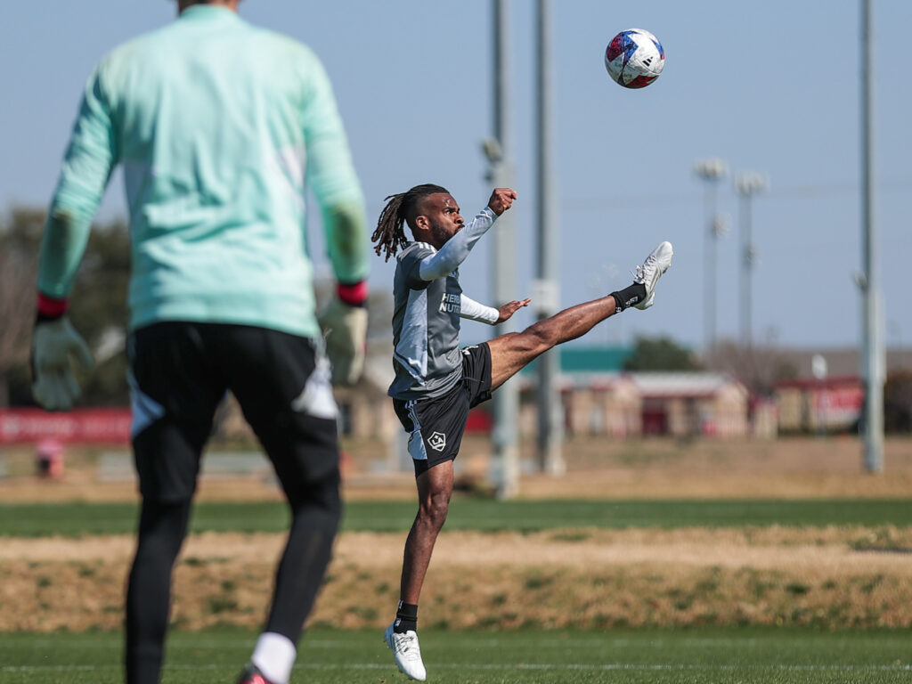 Sporting KC vs LA Galaxy pronóstico predicción previa apuestas cuotas MLS 11 de marzo de 2023
