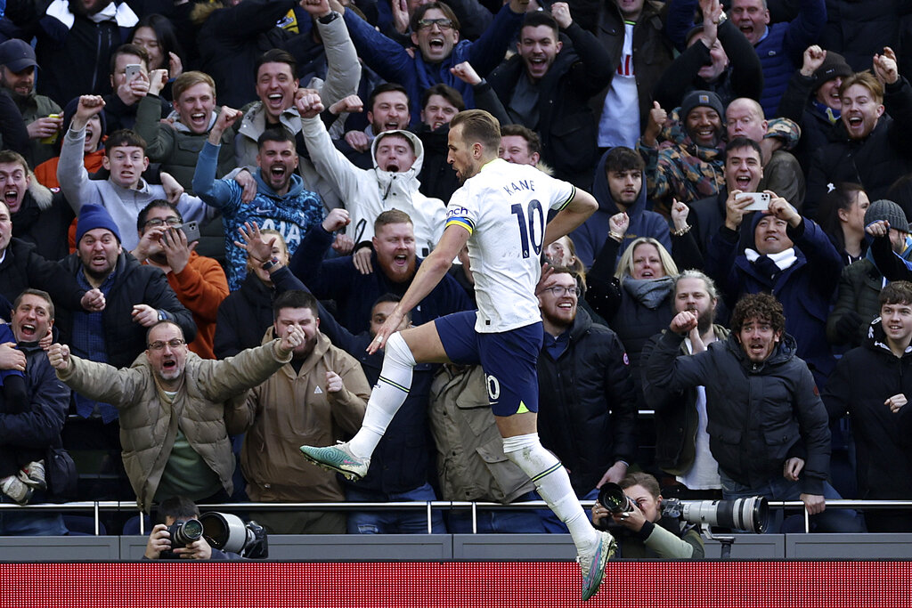 Newcastle vs Tottenham Predicciones pronóstico cuotas previa jornada 32 de la Premier League 23 de abril de 2023