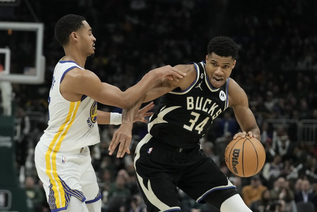 Bucks vs Warriors predicciones pronóstico cuotas previa apuestas NBA el 11 de marzo de 2023