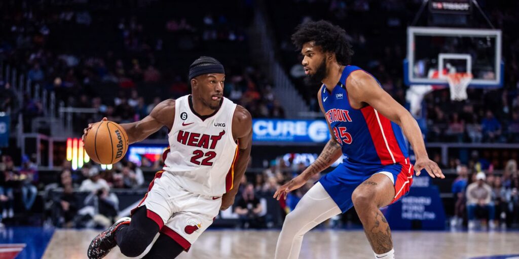 Heat vs Pistons predicciones pronóstico cuotas previa apuestas NBA 4 de abril de 2023