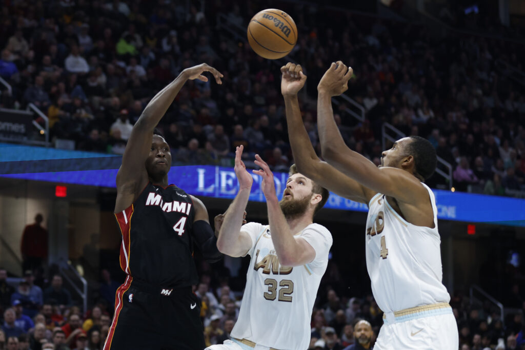 Cavaliers vs Heat, predicciones pronóstico cuotas previa apuestas NBA el 10 de marzo de 2023