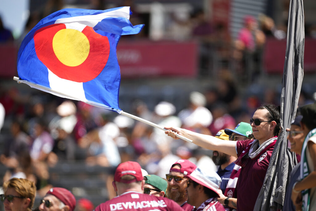 Colorado Rapids vs LAFC pronóstico predicción cuotas previa apuestas jornada 6 MLS 1 de abril 2023