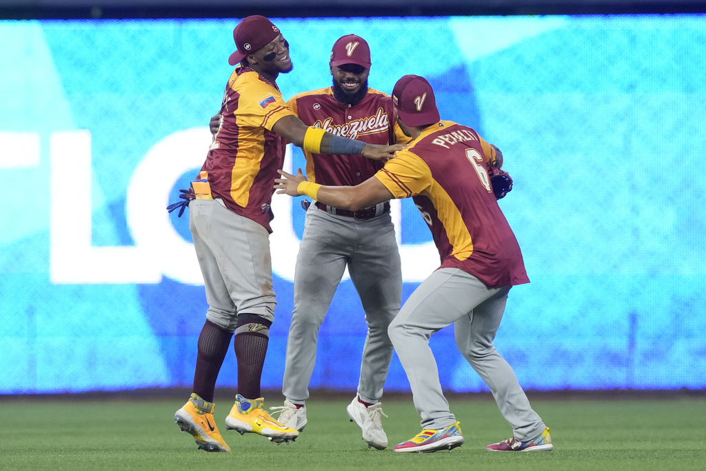 Estados Unidos vs Venezuela Pronóstico Predicción Cuotas Previa Apuestas Cuartos de Final Clásico Mundial de Béisbol 2023 18 de Marzo