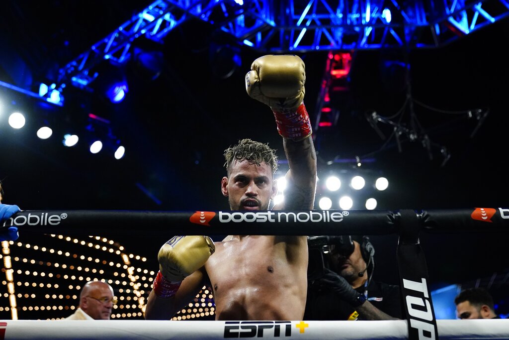 Robeisy Ramirez vs Isaac Dogboe Predictions, Picks, Odds, Preview