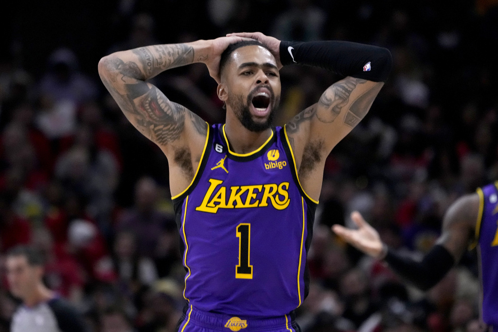 Lakers vs Rockets predicciones pronóstico cuotas previa apuestas NBA el 2 de abril de 2023